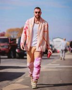 Unraveling the Style Game of Travis Kelce
