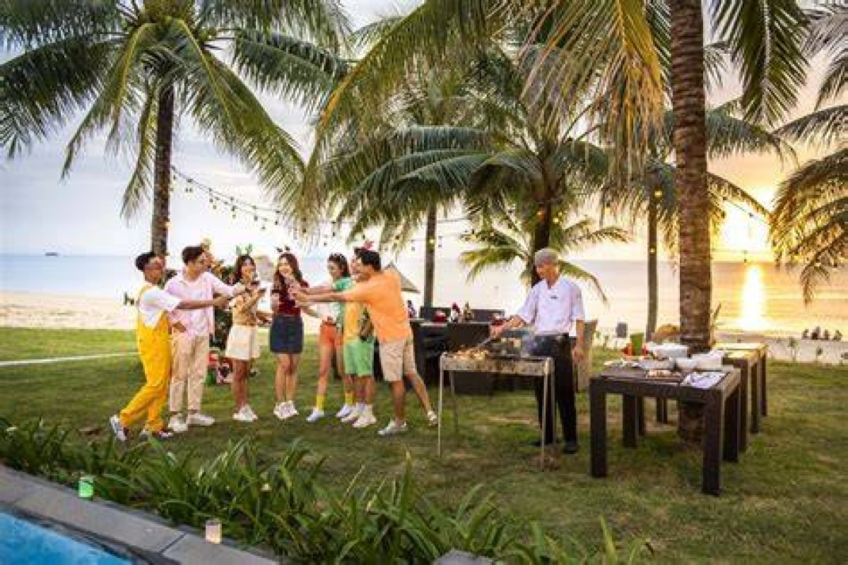 Unveil the Culinary Treasures of the Jupiter Seafood Festival