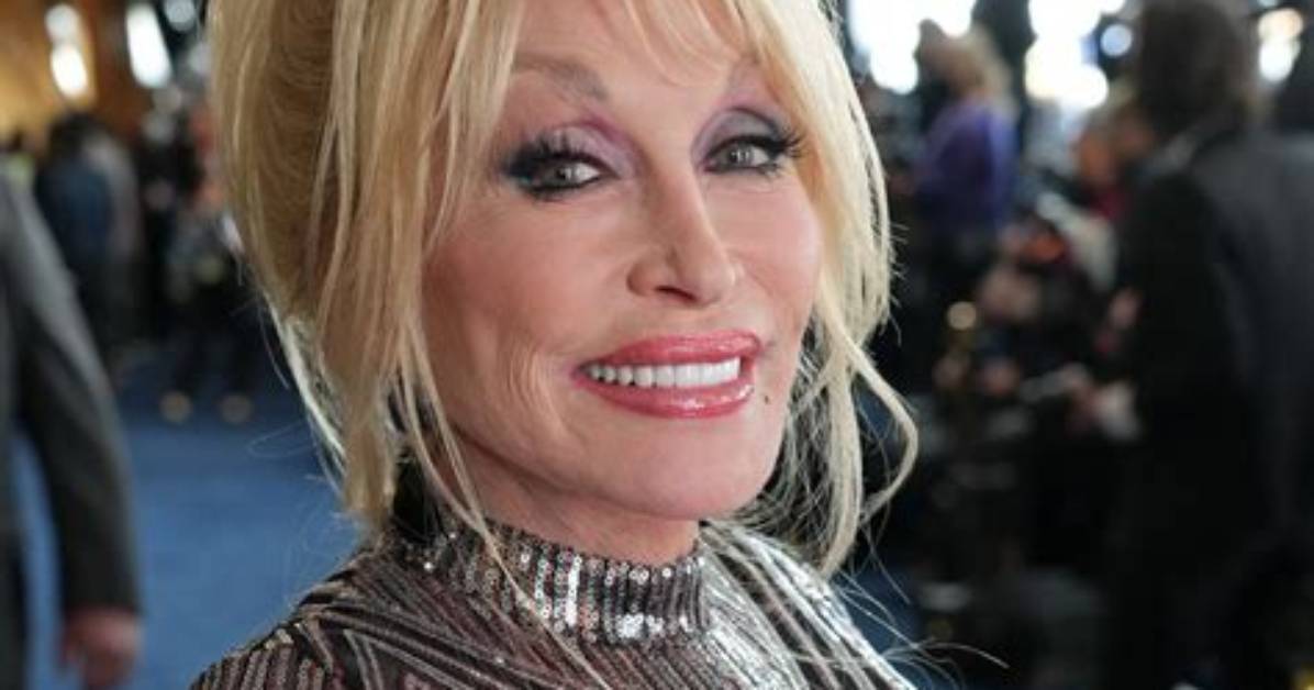 Unveiling Dolly Parton's Height: Surprising Insights Revealed!
