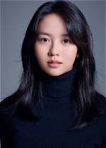Unveiling the Beauty of Kim So Hyun's Body: a Closer Look
