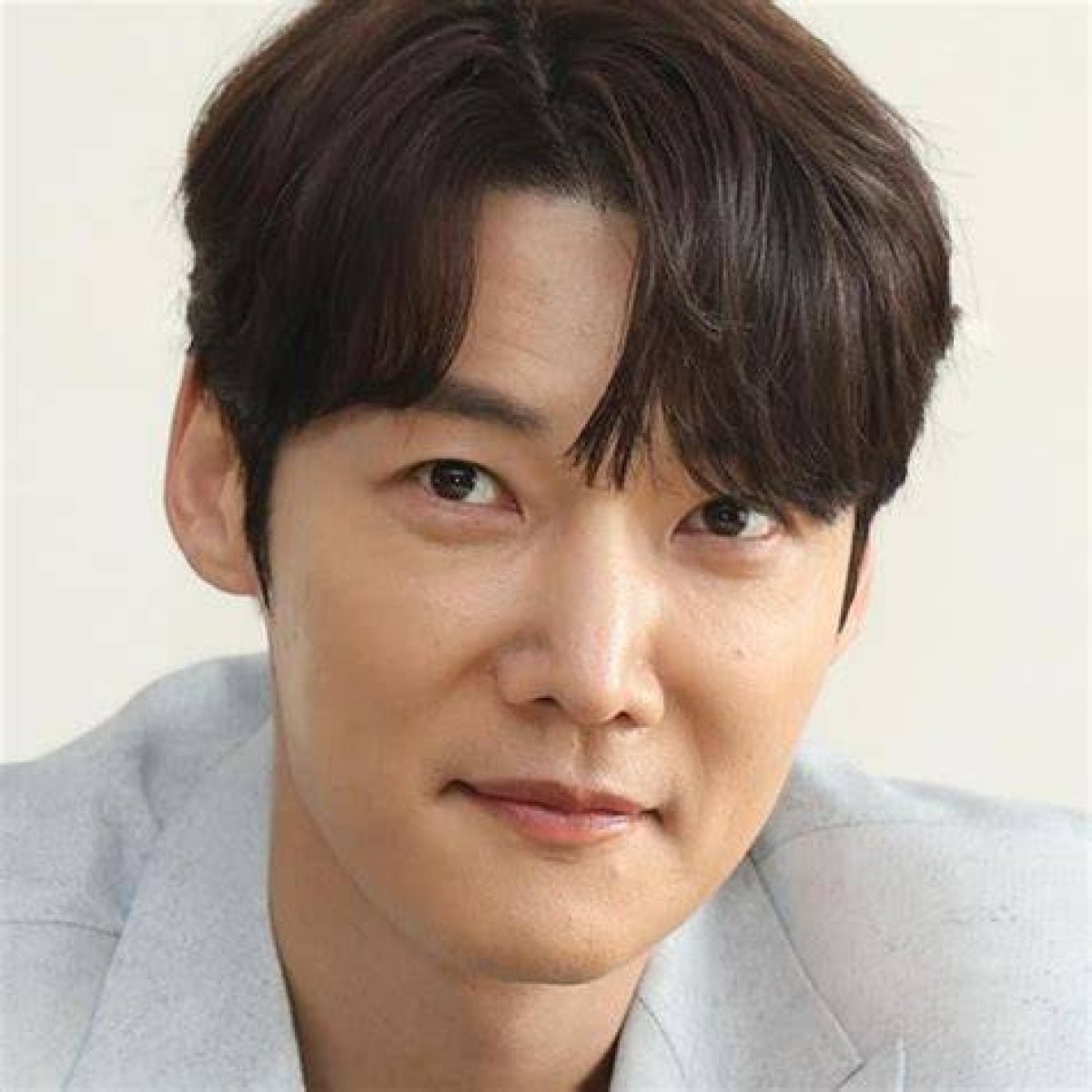 Unveiling the Intriguing Cast of the Heirs