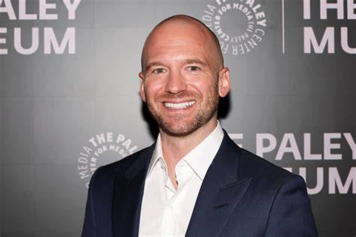 Unveiling the Mystery: Who Is Sean Evans' Girlfriend?