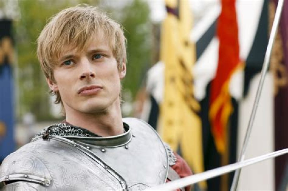 Was Bradley James in Game of Thrones? ·