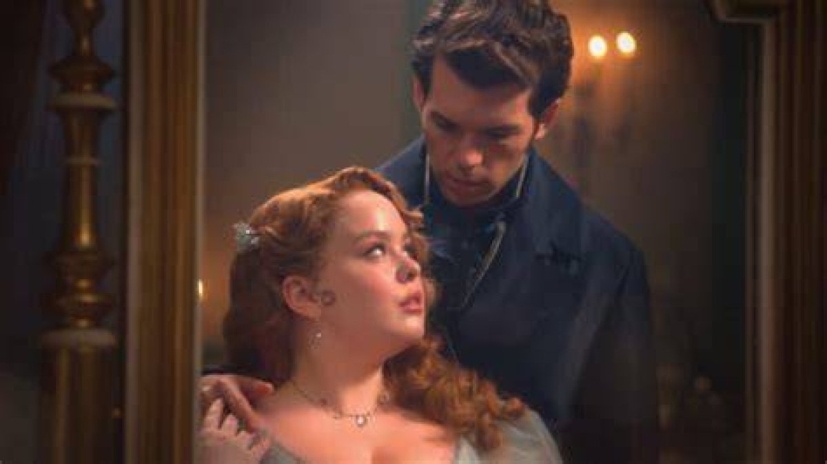 What Is the Mirror Scene in Bridgerton