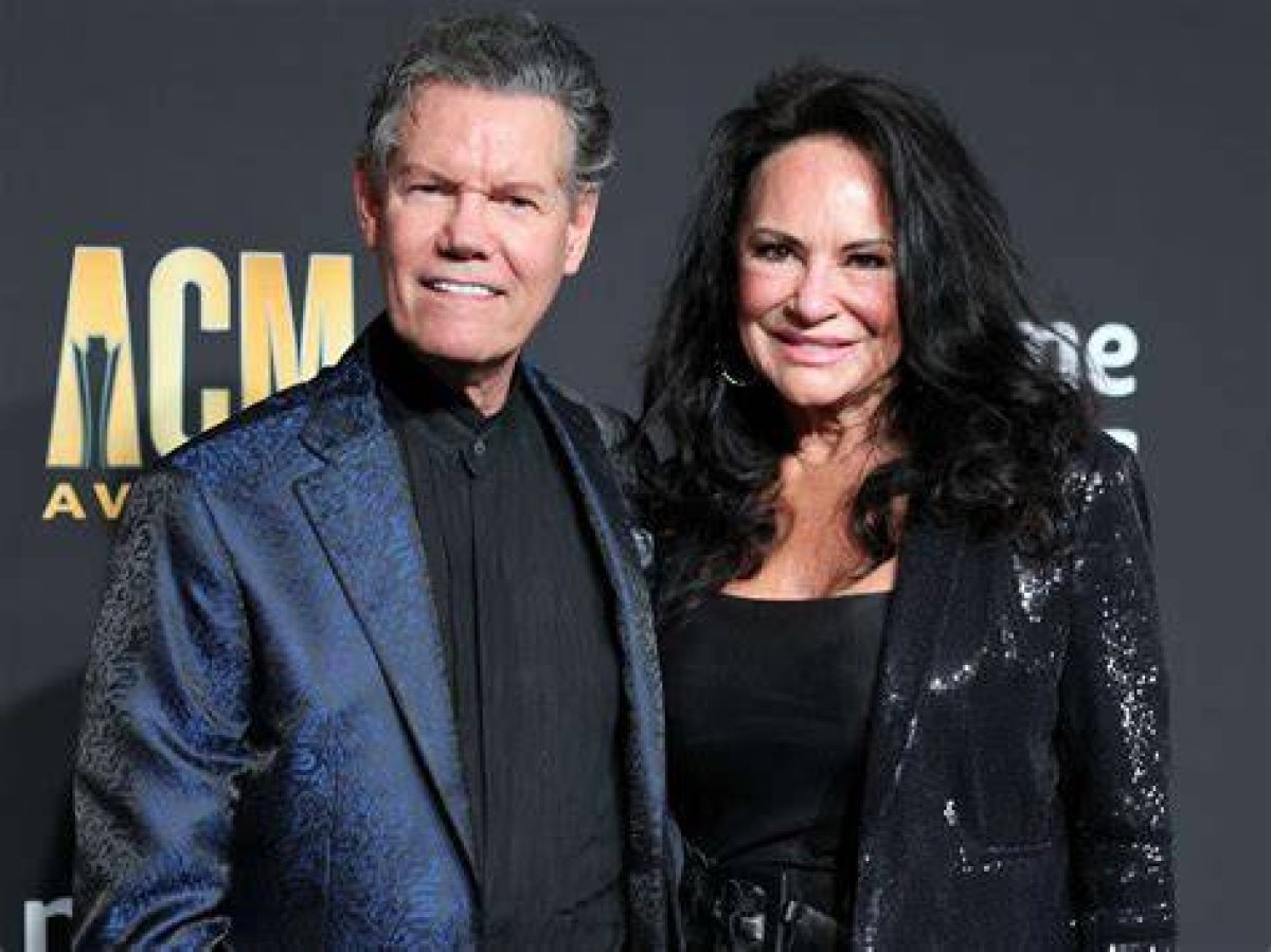 When Randy Travis Suffered a Stroke: the Date That Changed His Life