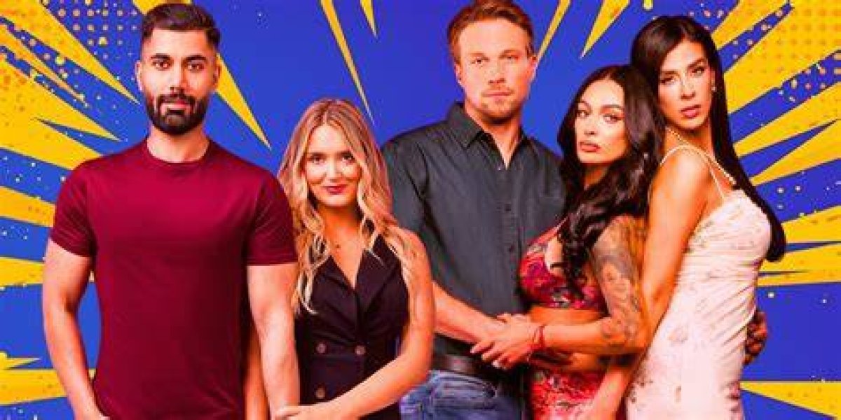 Where the Cast of 90 Day Fiancé Season 1 Are Now Including Couples Still Together |
