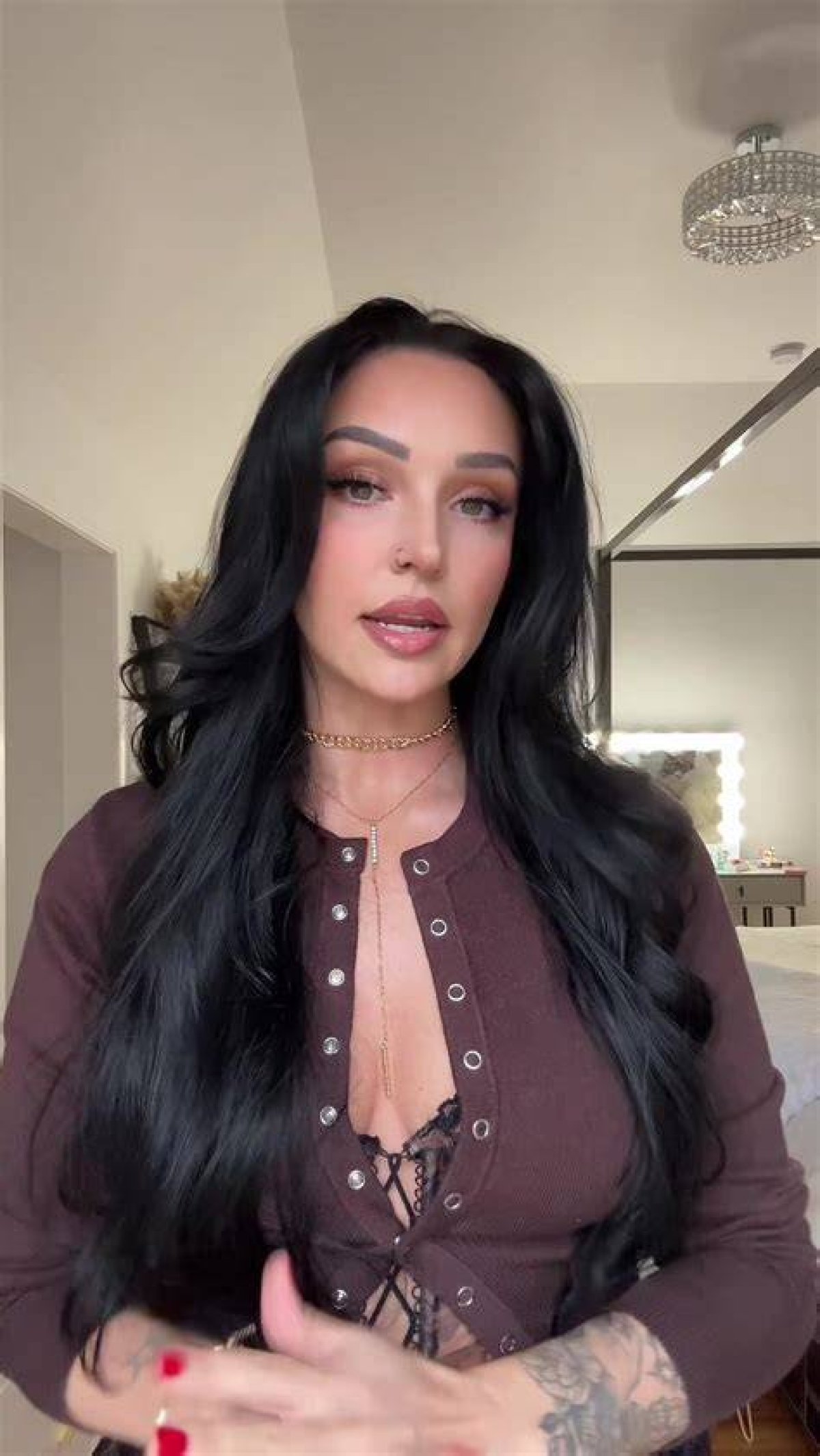 Who Is Amber Eileen Schindler Tiktok? Ria Demiri Wife, Who Is Her Ex Husband?