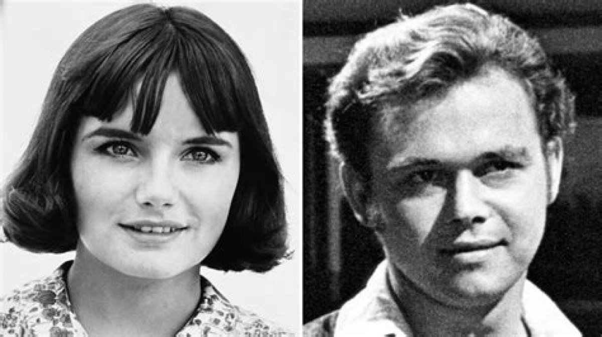 Who Is Kelly Jean Peters? Her Wikipedia, Married, & Net Worth